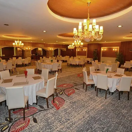 Bulvar アンタルヤ