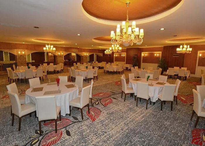 Bulvar Αττάλεια